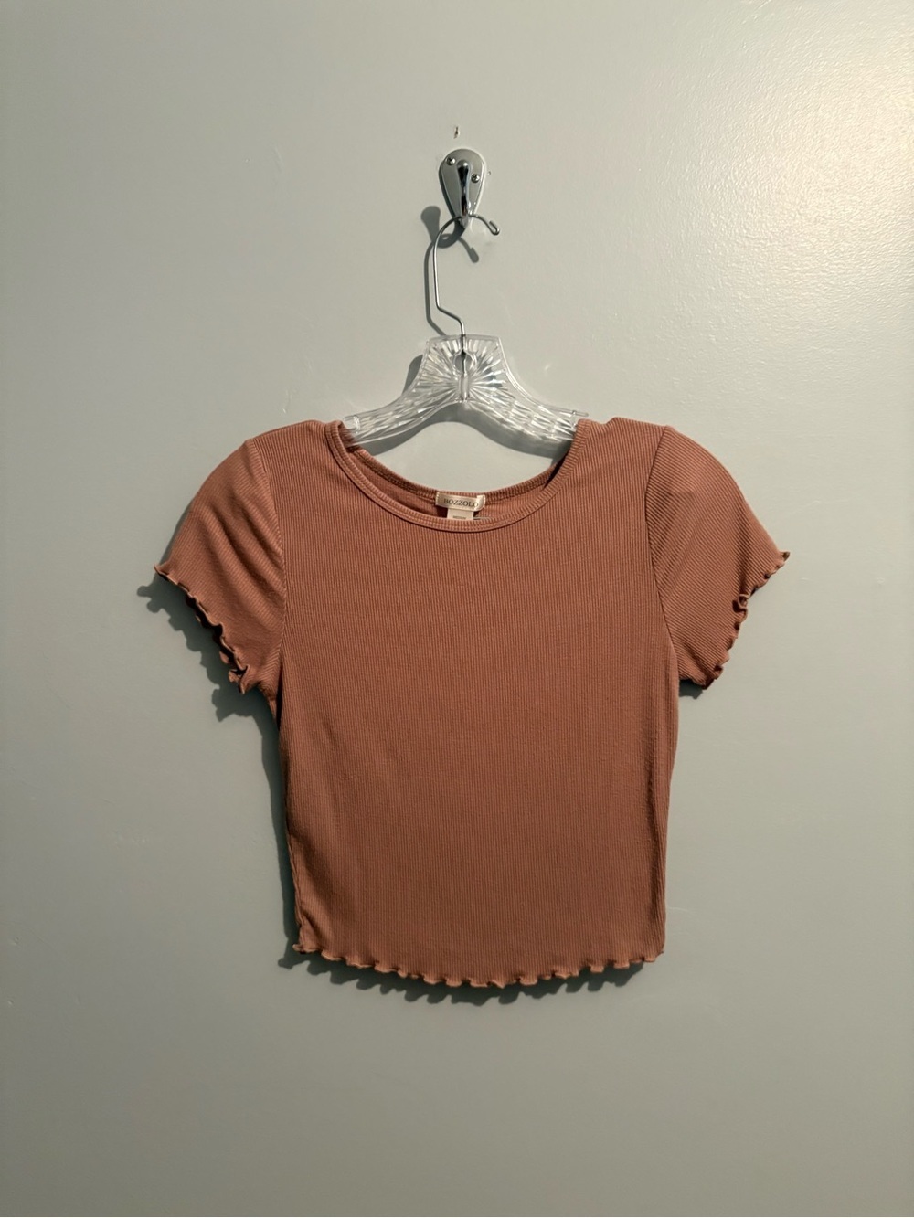 Bozzolo Ribbed Lettuce-Edge Short Sleeve Top Cropped Stretchy Slim Fitted Baby